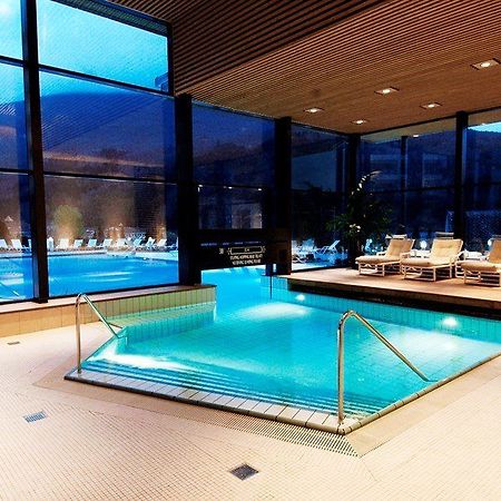 Loenfjord Hotel Exterior photo