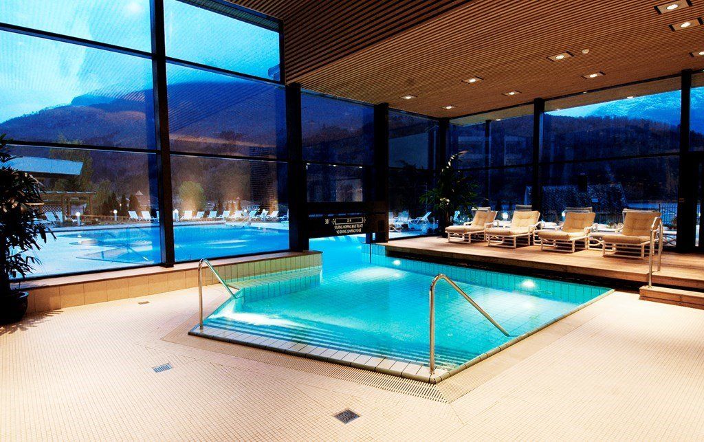 Loenfjord Hotel Exterior photo